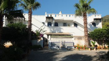 La façade, un style unique adapté aux chaleurs méditerranéennes